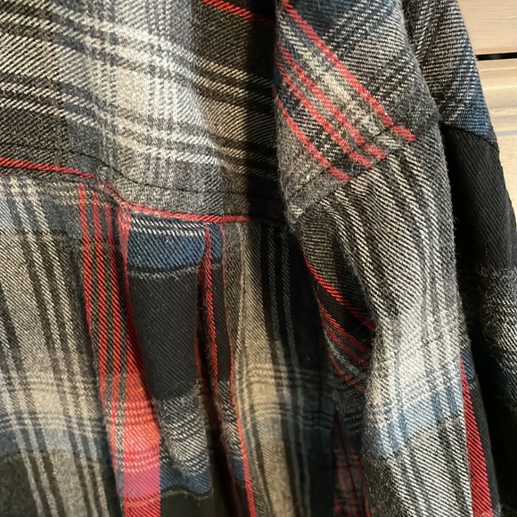 Men’s Duluth trading untucked, lumberjack, flannel, medium - Picture 6 of 8
